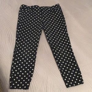 Old Navy Black & White Pixie Pants